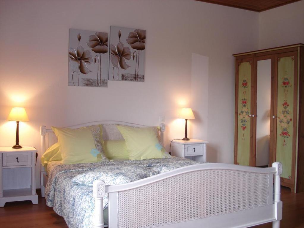 Chambre D'Hotes La Haie Fleurie Chevillard Bilik gambar